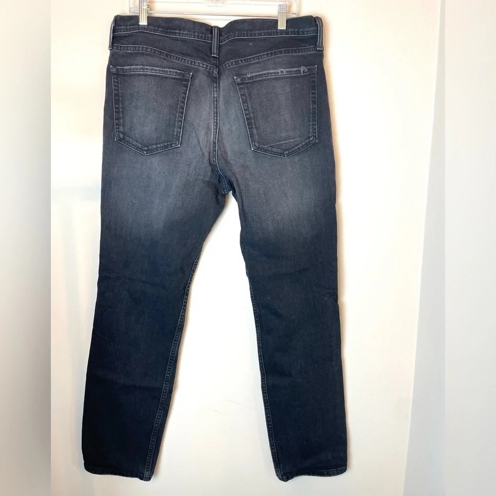 BDG | Men's Gray Distressed Slim Stretch Jeans Size 36x32 - Picture 4 of 9